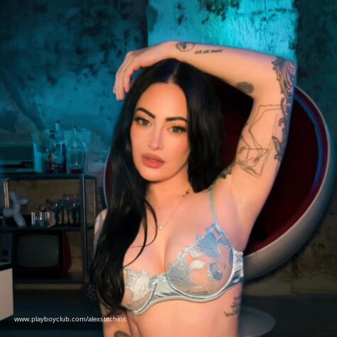 Alex Stitchins 🖤 avatar