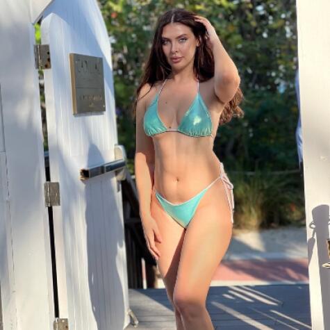 Alexandra Syrena  avatar