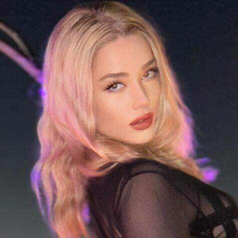 Caitlin Rich avatar