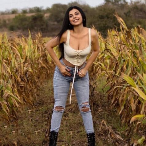 Annii Mey avatar