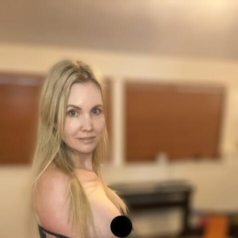 Holly Jane avatar