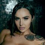 Mrs August  avatar