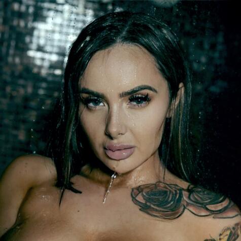 Mrs August  avatar