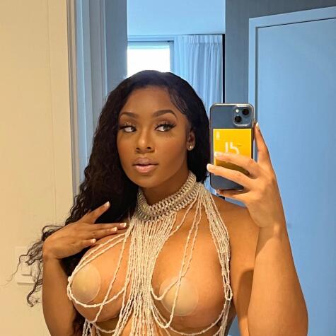 Becca Banks avatar