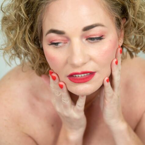 Miss Bikini Lindsay  avatar