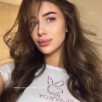LillyColins avatar