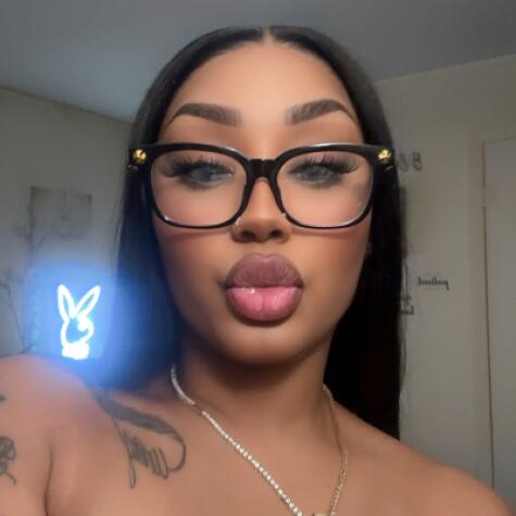 Myndi Monroe avatar