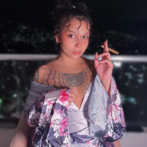 Louise MV avatar